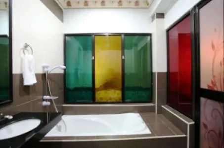 Banana Boutique Hotel George Town 4*,