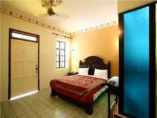 Banana Boutique Hotel George Town 4*,